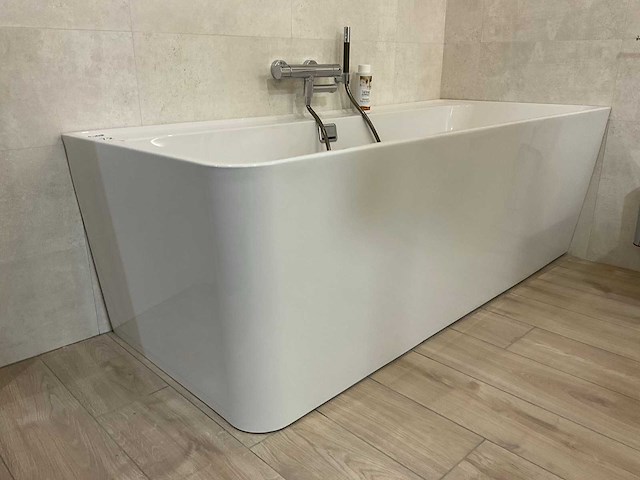 Villeroy & boch collaro hoekbad - afbeelding 1 van  7