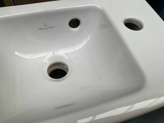 Villeroy & boch fontein keramisch wit - afbeelding 2 van  2