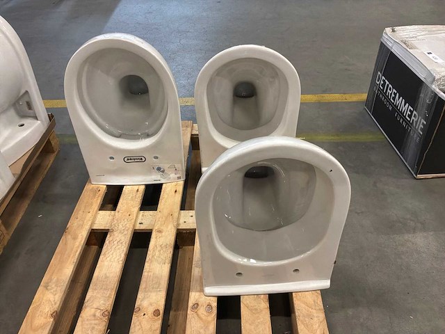 Villeroy & boch / geberit 0.novo / rimfree toilet (3x) - afbeelding 3 van  5