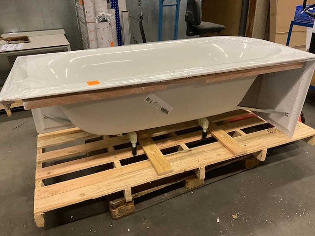 Villeroy & boch halfvrijstaand ligbad - afbeelding 6 van  8