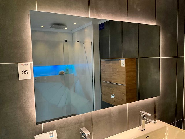 Villeroy & boch more to see led badkamerspiegel - afbeelding 1 van  4