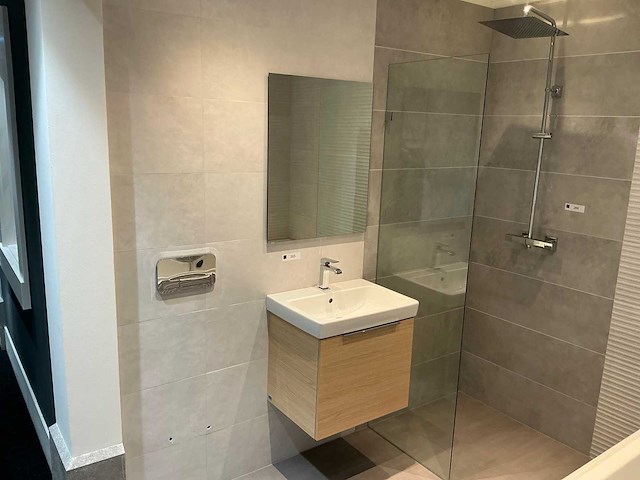 Villeroy & boch more to see wastafelopstelling - afbeelding 1 van  7