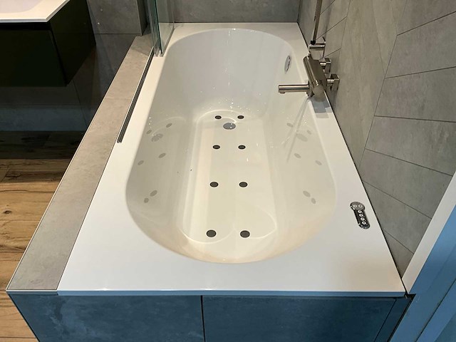 Villeroy & boch oberon whirlpool - afbeelding 3 van  8