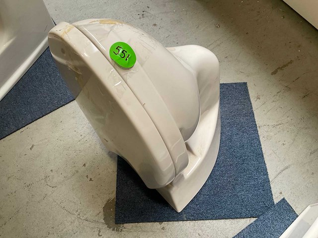 Villeroy & boch oblie schuin model toilet - afbeelding 4 van  5