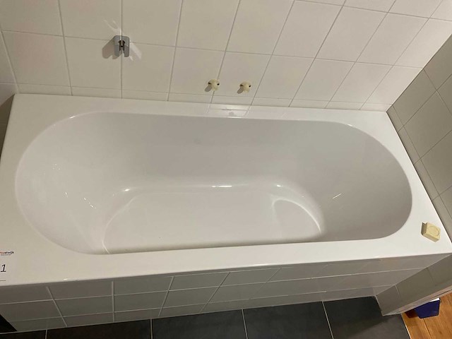 Villeroy & boch o.novo ligbad - afbeelding 3 van  3