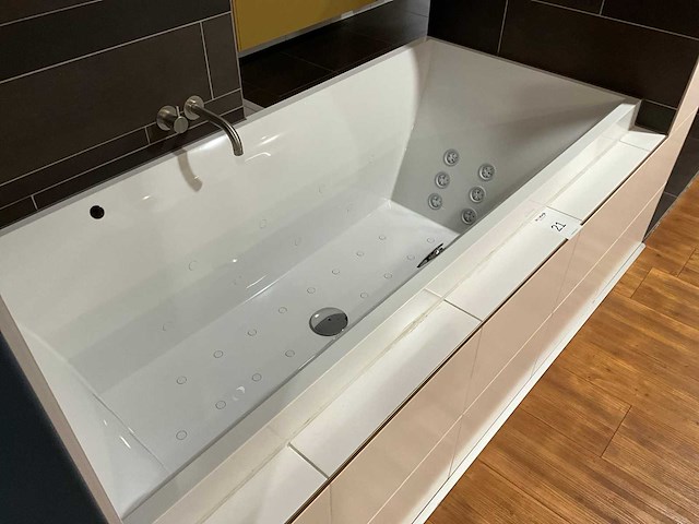 Villeroy & boch squaro whirlpool - afbeelding 3 van  6