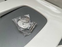 Villeroy & boch subway 2.0 comfort toiletzitting softclose wit - afbeelding 3 van  3
