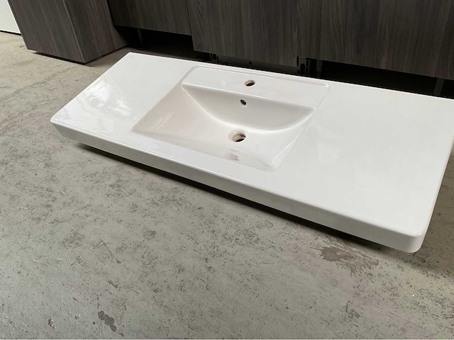 Villeroy & boch subway plus 130x48cm wastafel - afbeelding 3 van  6