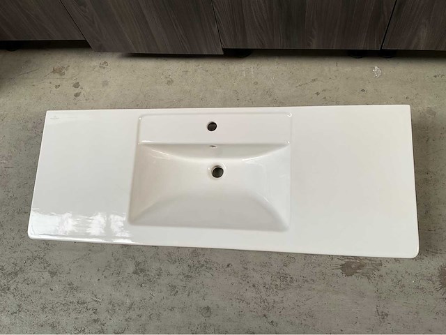 Villeroy & boch subway plus 130x48cm wastafel - afbeelding 4 van  6