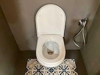 Villeroy & boch toiletcombinatie - afbeelding 7 van  12
