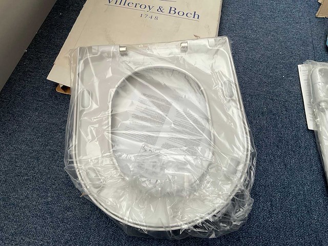 Villeroy & boch toiletzitting - afbeelding 2 van  3