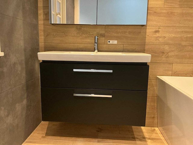 Villeroy & boch verity design 2.0 wastafelopstelling - afbeelding 2 van  9