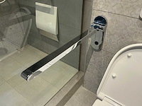 Villeroy & boch vicare vita mindervalide toiletopstelling - afbeelding 6 van  8