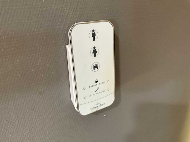 Villeroy & boch viclean douche/toiletcombinatie - afbeelding 12 van  14