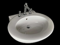 Villeroy & boch wastafel met axor starck kraan 69x56cm - afbeelding 1 van  5