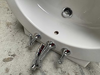 Villeroy & boch wastafel met axor starck kraan 69x56cm - afbeelding 1 van  5