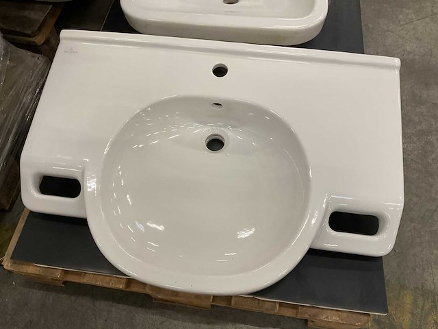 Villeroy & boch wastafel - afbeelding 1 van  2