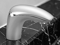 Villeroy & boch wastafelkraan - afbeelding 1 van  11