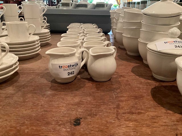 Villeroy en boch melkkannetje (18x) - afbeelding 2 van  3