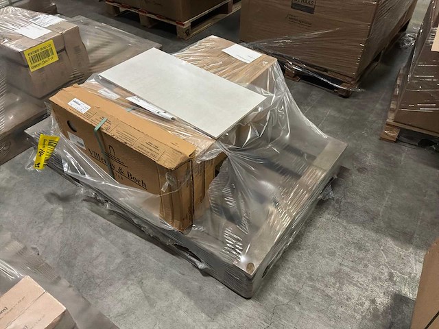 Villeroy en boch wandtegel beige (30x60) 9,72m2 - afbeelding 1 van  4