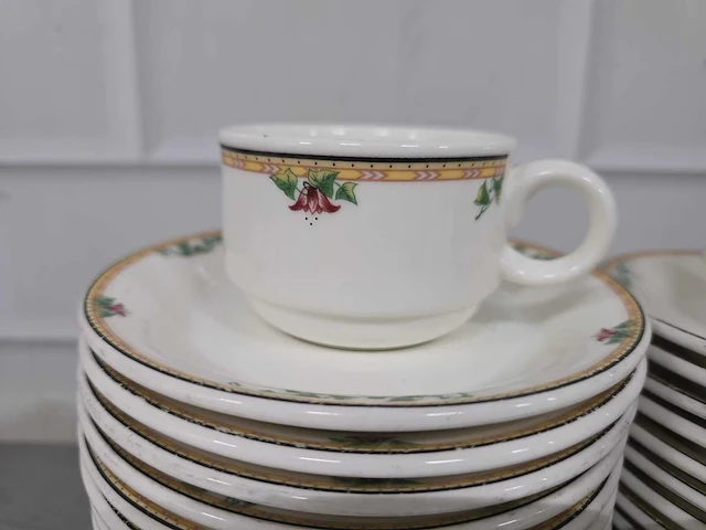 Villeroy&boch - 35 x schotel en 14 x kopje - afbeelding 5 van  6