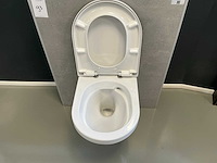 Villeroy&boch architectura direct flush randloos wandcloset - afbeelding 2 van  4