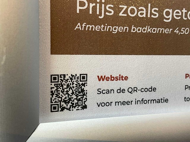 Villeroy&boch burgundy badmeubel met wandkasten en waskommen - afbeelding 7 van  16