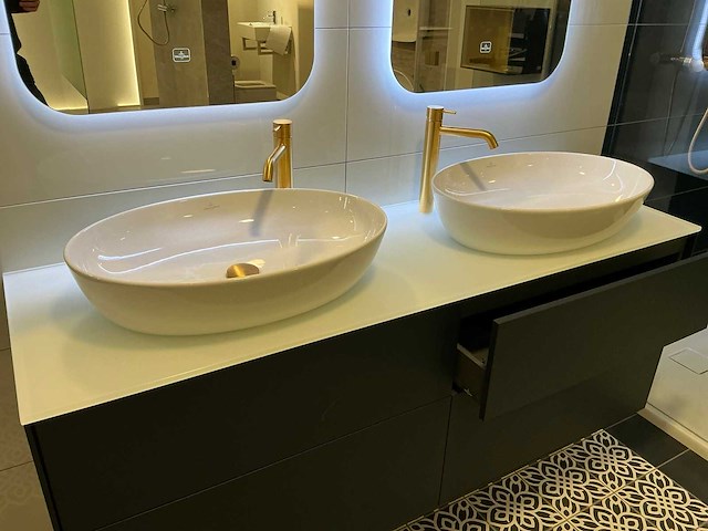 Villeroy&boch finion wastafelopstelling - afbeelding 2 van  14