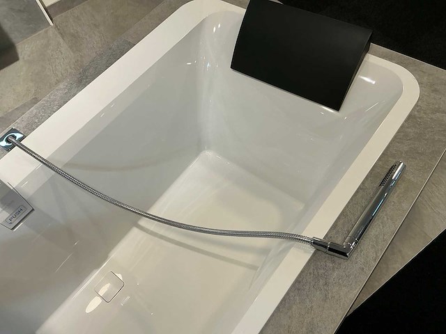 Villeroy&boch squaro edge 12 180x80cm douchebad - afbeelding 6 van  7