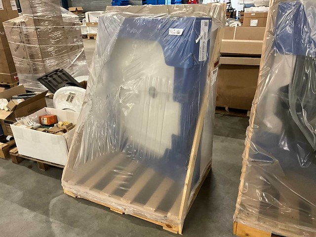 Villeroy&boch squaro infinity 110x90 douchebak - afbeelding 2 van  3