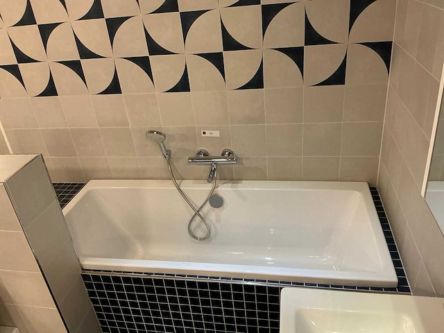 Villeroy&boch subway 170x75cm douchebad - afbeelding 1 van  5