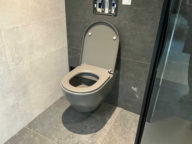 Villeroy&boch subway 2.0 direct flush randloos wandcloset - afbeelding 2 van  2