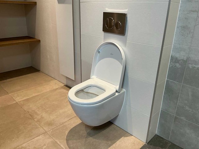 Villeroy&boch subway 2.0 verkort direct flush wandcloset - afbeelding 1 van  4