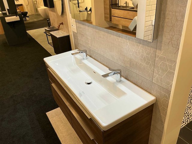 Villeroy&boch subway 3.0 wastafelopstelling - afbeelding 4 van  10