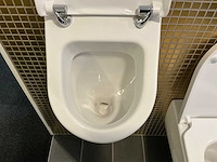 Villeroy&boch subway wandcloset en urinoir - afbeelding 3 van  9