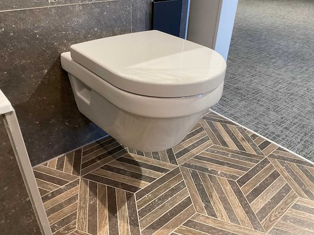 Villeroy&boch wandcloset - afbeelding 2 van  3