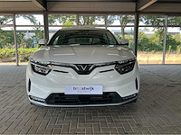 Vinfast vf8 plus awd | elektrisch | 2023 | 408 pk | awd | 1.600 km | marge auto - afbeelding 12 van  26