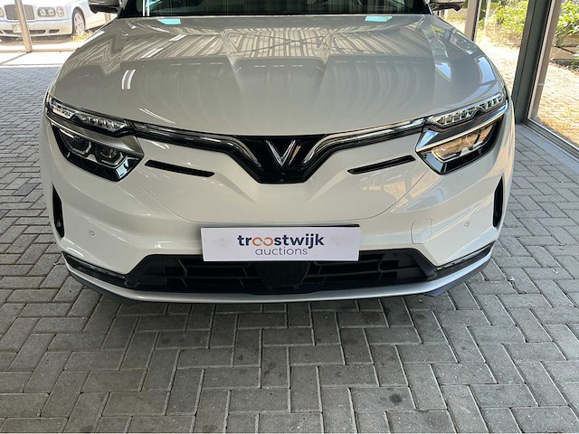 Vinfast vf8 plus awd | elektrisch | 2023 | 408 pk | awd | 1.600 km | marge auto - afbeelding 24 van  26