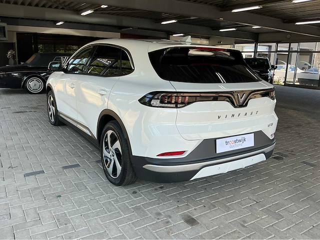 Vinfast vf8 plus awd | elektrisch | 2023 | 408 pk | awd | 1.600 km | marge auto - afbeelding 26 van  26