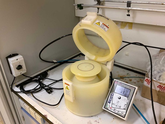 Vinitex trl-108 zuurkast - afbeelding 15 van  16