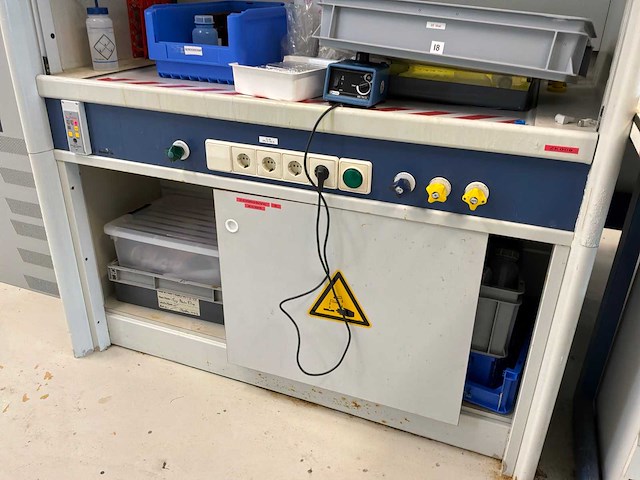 Vinitex zuurkast - afbeelding 4 van  5