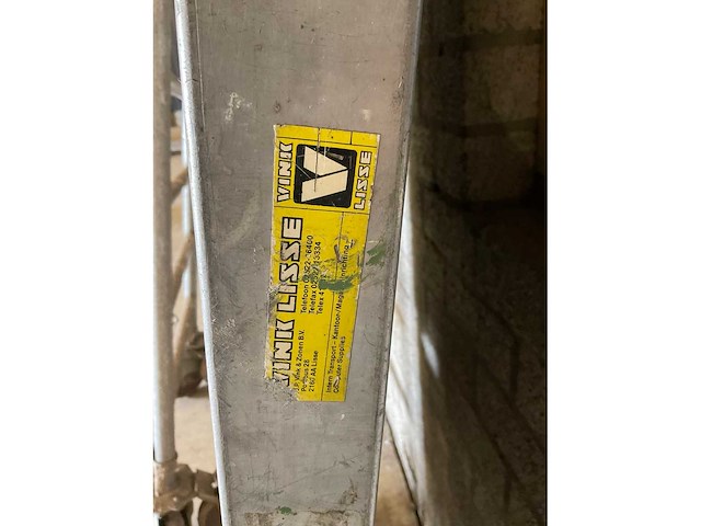 Vink lisse aluminium rolsteiger - afbeelding 5 van  5
