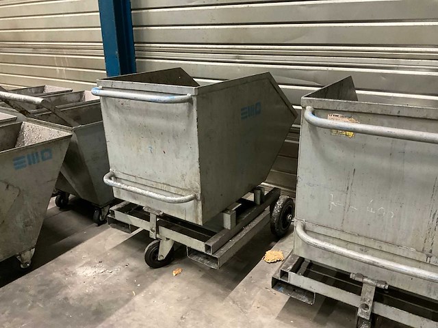 Vink lisse kiepcontainers (2x) - afbeelding 4 van  7