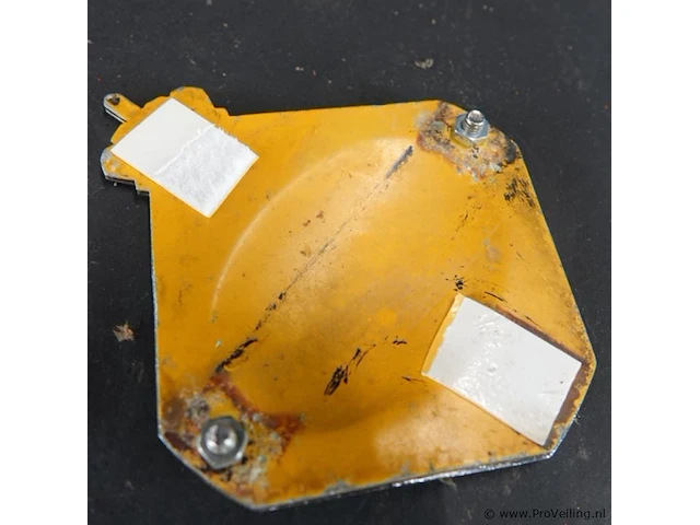 Vintage anwb wegenwacht grille-embleem (schildje) uit de 20e eeuw, bedoeld om vroeger op de voorzijde (grille) van een auto te bevestigen - afbeelding 5 van  5