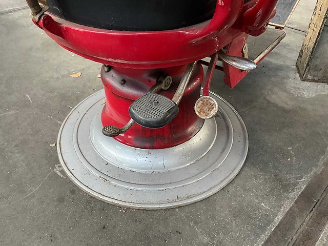 Vintage barbiersstoel - afbeelding 3 van  6