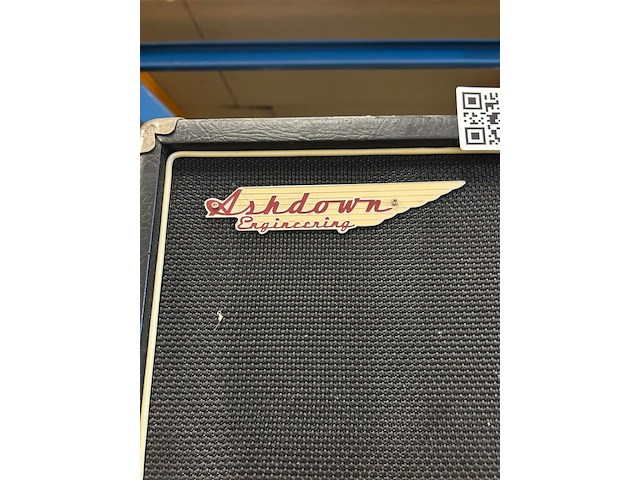 Vintage basgitaar oefenversterker, ashdown - afbeelding 2 van  3