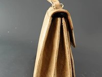 Vintage beige lederen handtas met bijpassende portefeuille en poederdoos - afbeelding 3 van  7