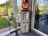 Vintage benzinepomp