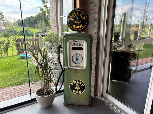 Vintage benzinepomp - afbeelding 1 van  8