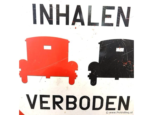 Vintage beschilderd ijzeren bord verboden in te halen - afbeelding 4 van  6
